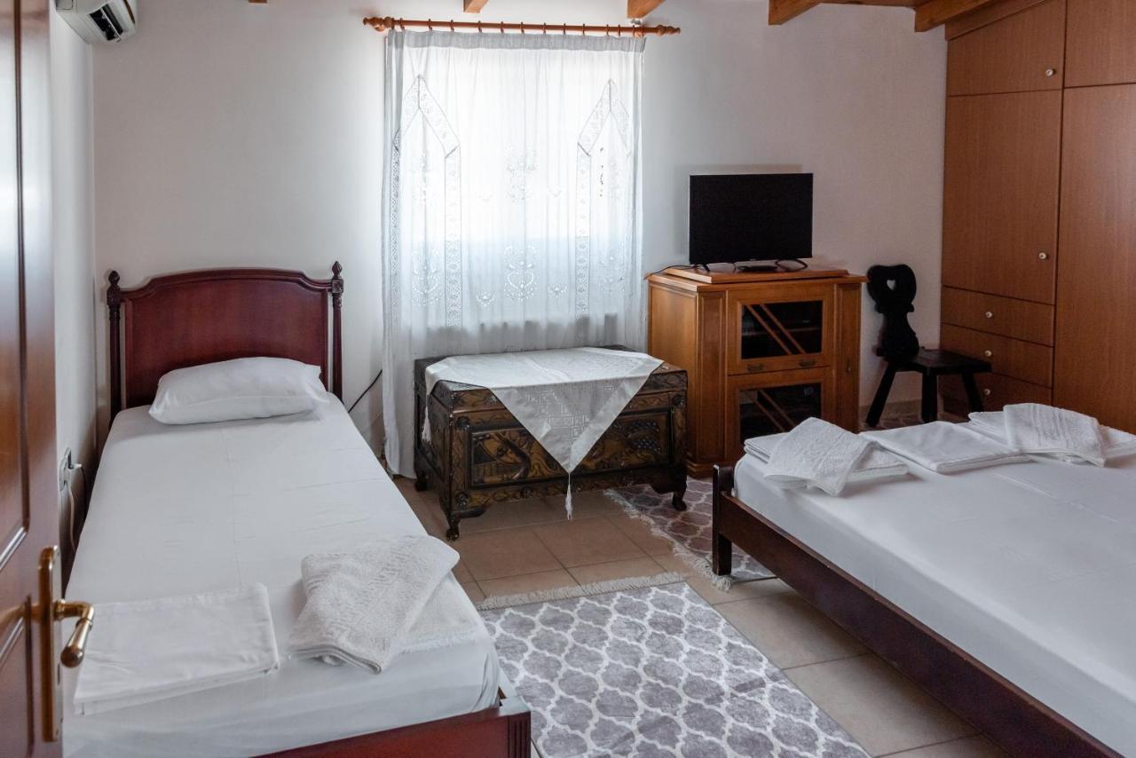 Kosta'S Apartments فونيتسا المظهر الخارجي الصورة