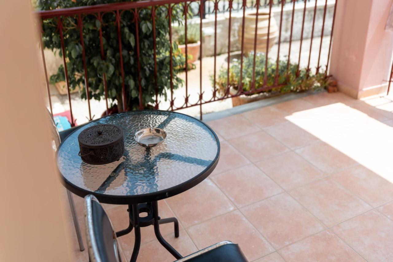 Kosta'S Apartments فونيتسا المظهر الخارجي الصورة